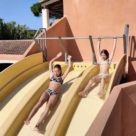 3 Etoiles - Parc Aquatique - Eebach Kamp alanı *