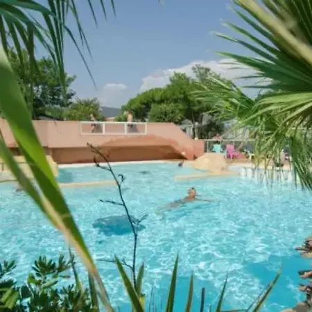 Campingplatz 4 Etoiles - Parc Aquatique - Eebacg Bormes-les-Mimosas