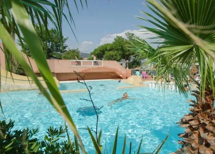 Кемпинг Zecamping 3 Parc Aquatique Piscine A 2km De La Animaux Acceptes Борм-ле-Мимоза