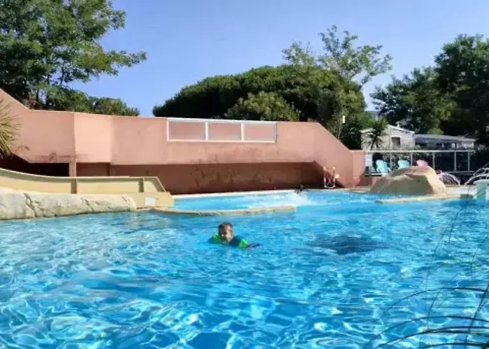 Кемпинг Zecamping 3 Parc Aquatique Piscine A 2km De La Animaux Acceptes *