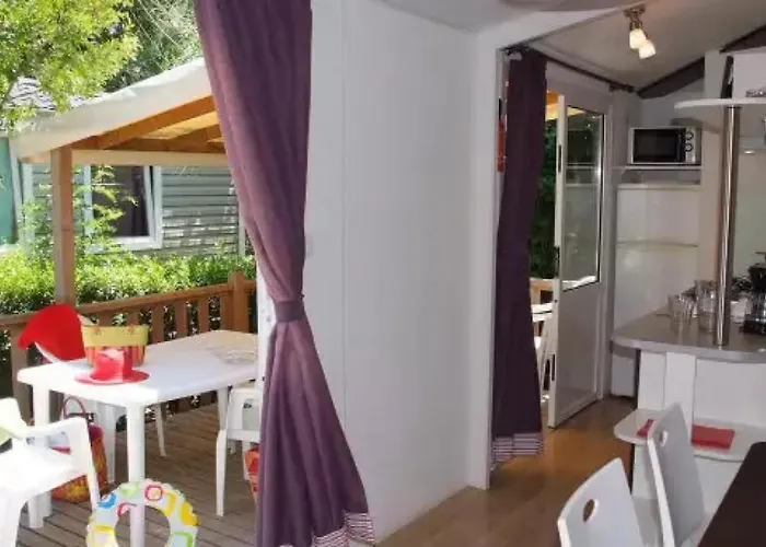 Zecamping 3 Parc Aquatique Piscine A 2km De La Animaux Acceptes